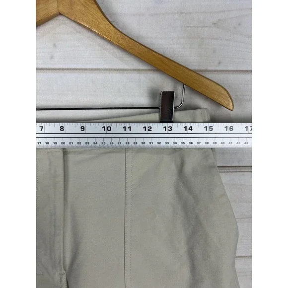 Lululemon Cargo Pants Womens 30 Beige Cropped Stretch Elastic Waist Pockets - Picture 5 of 8